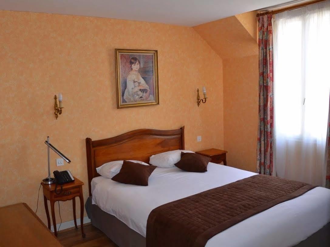 Logis Hotel - Le Relais Saint Vincent Ligny-le-Chatel Exterior photo