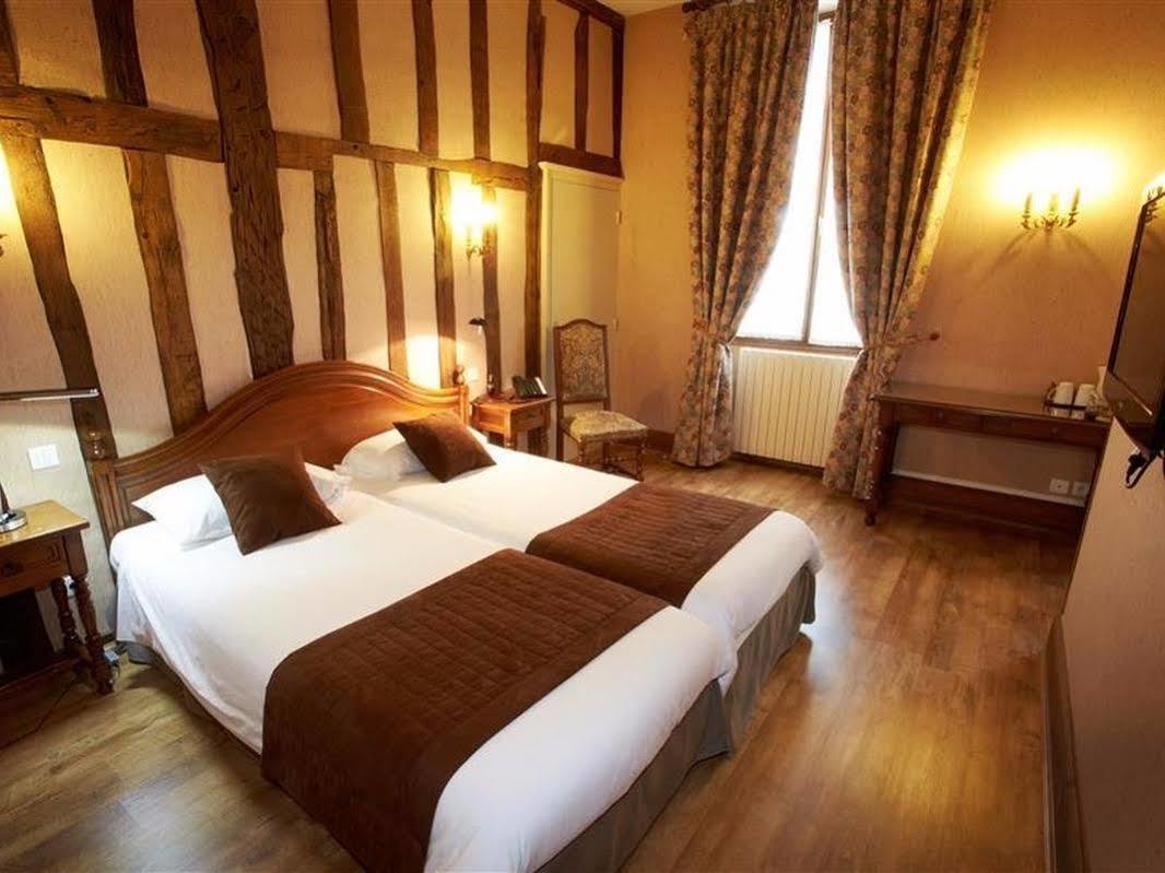 Logis Hotel - Le Relais Saint Vincent Ligny-le-Chatel Exterior photo